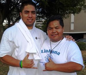 Manti Te'o and Coach Nate Dudoit